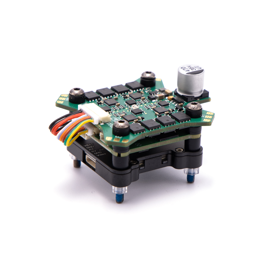 iFlight BLITZ F7 55A 2-6S Stac - Betaflight Flight Controller のレビューと価格