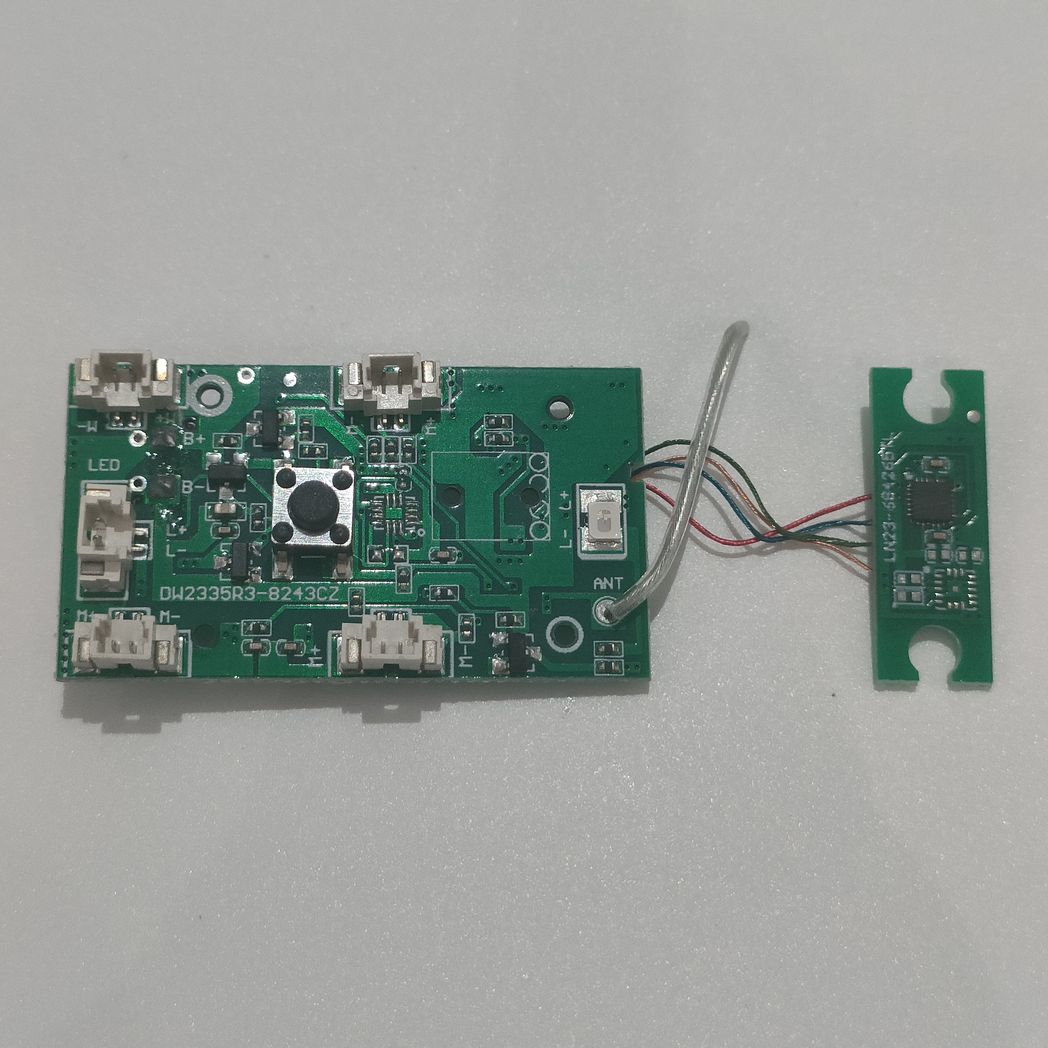 Receiver Board DW2335R3-8243CZ - Drone Rc E99 Pro のレビューと価格